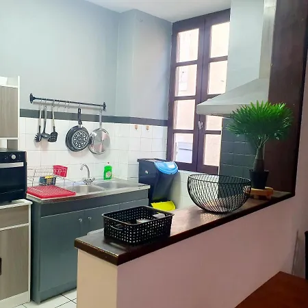 La Petite Ruelle Appartement *